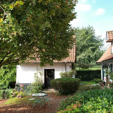 Le Collet Bed & Breakfast Wamin