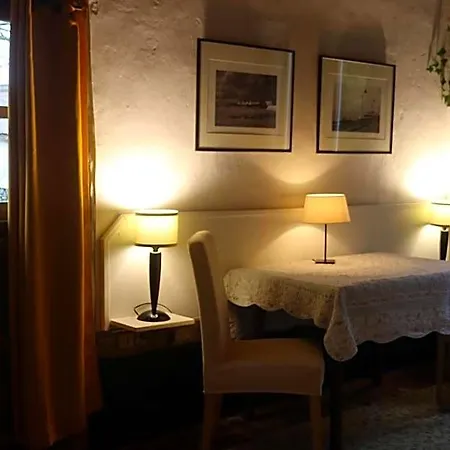 Le Collet Bed & Breakfast 3*