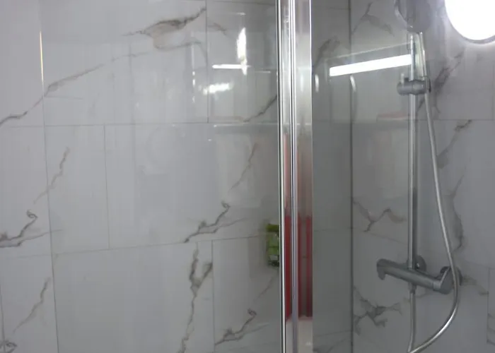 Le Collet Couette-café